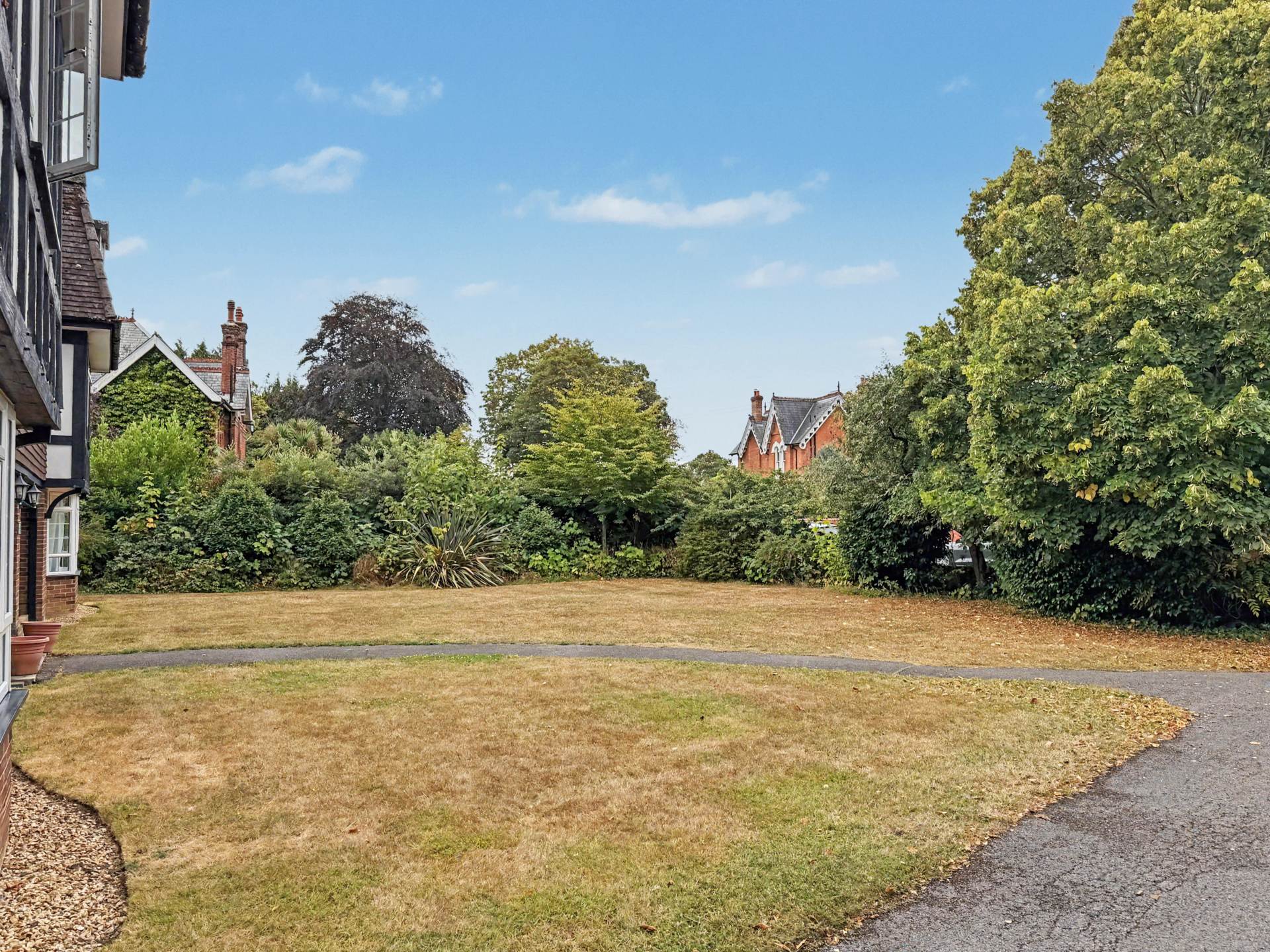 Dean Park,  Bournemouth * With Garage, Image 15