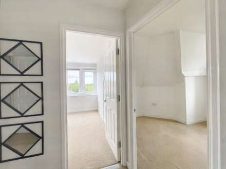 Norwich Avenue West, Bournemouth, Image 13