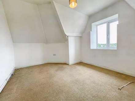 Norwich Avenue West, Bournemouth, Image 3