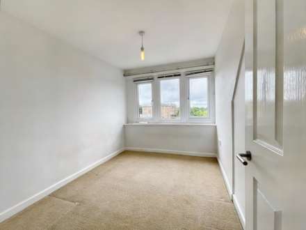 Norwich Avenue West, Bournemouth, Image 9