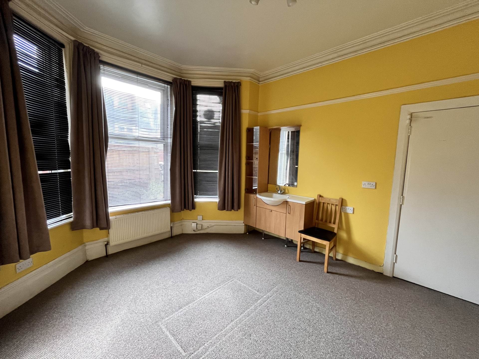 Rushton Crescent, Bournemouth, Image 6