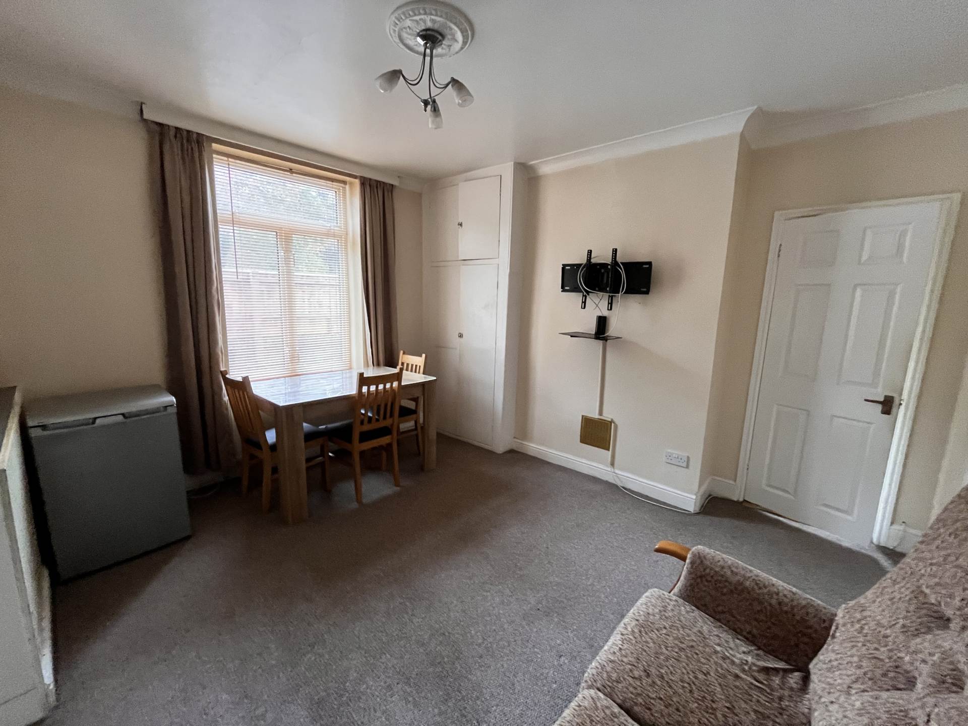 Rushton Crescent, Bournemouth, Image 7