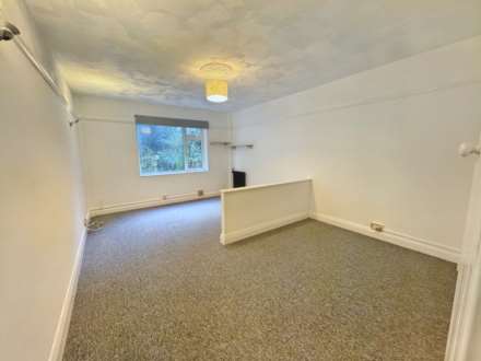 Flat, Bourne Avenue, Bournemouth