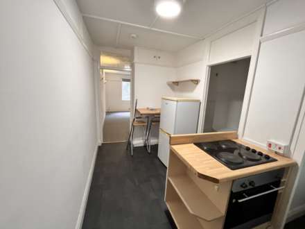 Bournemouth Square  * Bargain Studio Rental*, Image 8