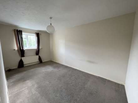 Ladysmith Close, Christchurch - Available 12/1/2026, Image 10