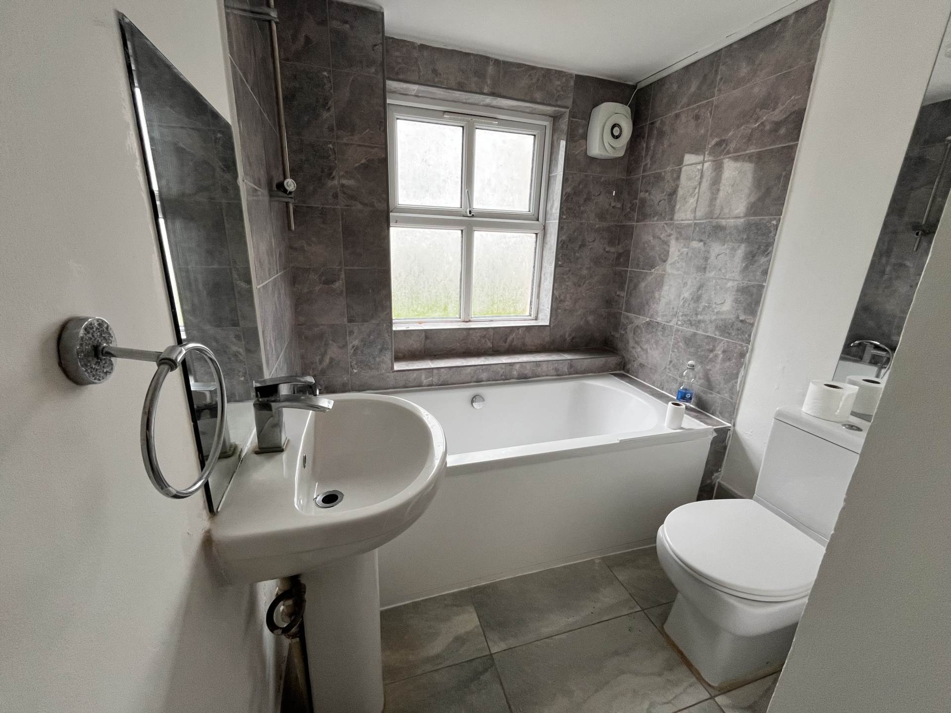 Bath Road, Bournemouth, Image 11