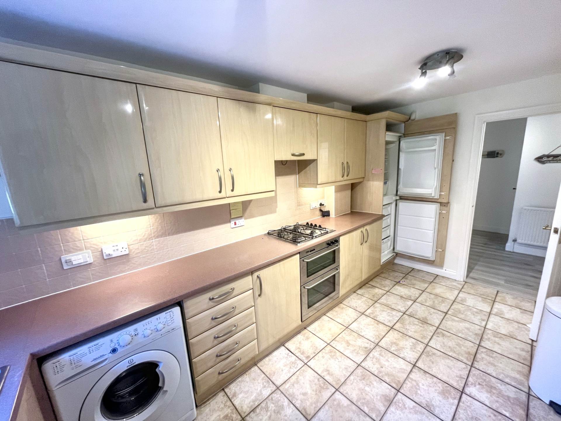 Close East Cliff, Bournemouth * Great Rental Apartment *, Image 5