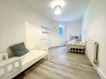 Close East Cliff, Bournemouth * Great Rental Apartment *, Image 7
