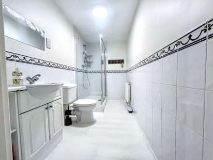 Close East Cliff, Bournemouth * Great Rental Apartment *, Image 9