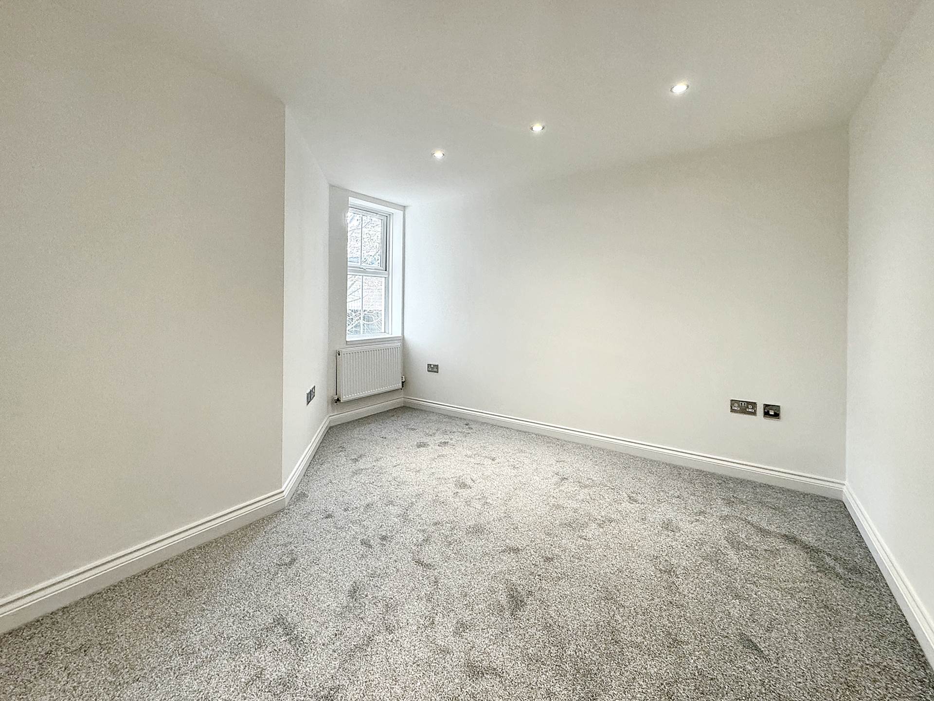 St Albans Crescent, Bournemouth, Image 5