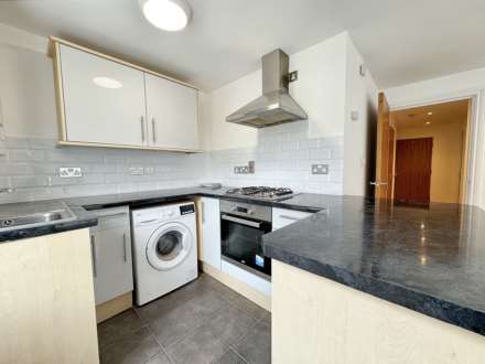 St Albans Crescent, Bournemouth, Image 4