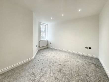 St Albans Crescent, Bournemouth, Image 5