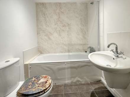 St Albans Crescent, Bournemouth, Image 7