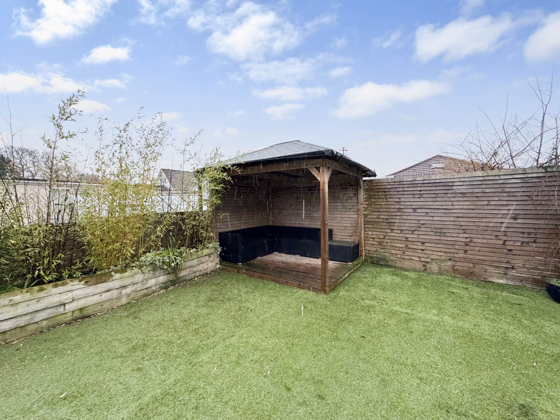Evershot Road, Bournemouth, Opposite Castlepoint!, Image 10