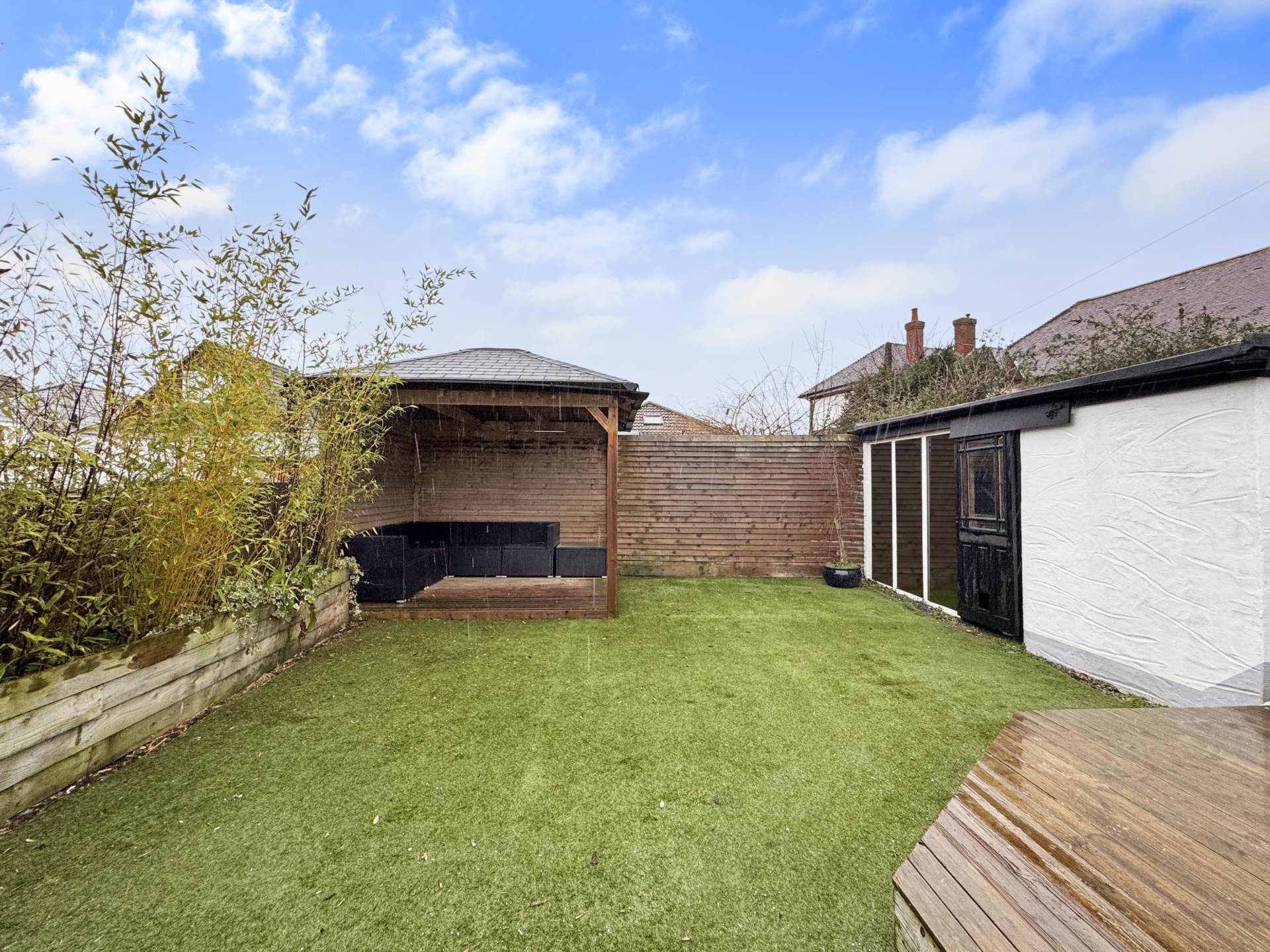 Evershot Road, Bournemouth, Opposite Castlepoint!, Image 11