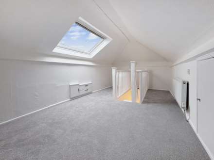 Evershot Road, Bournemouth, Opposite Castlepoint!, Image 18