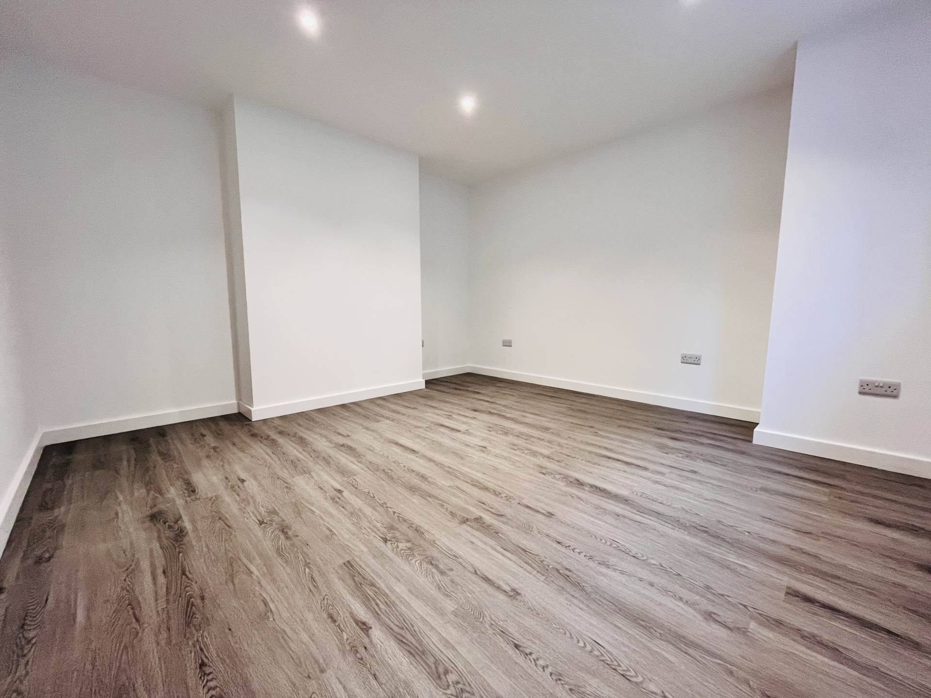 Christchurch Road, Bournemouth **BRAND NEW**, Image 7