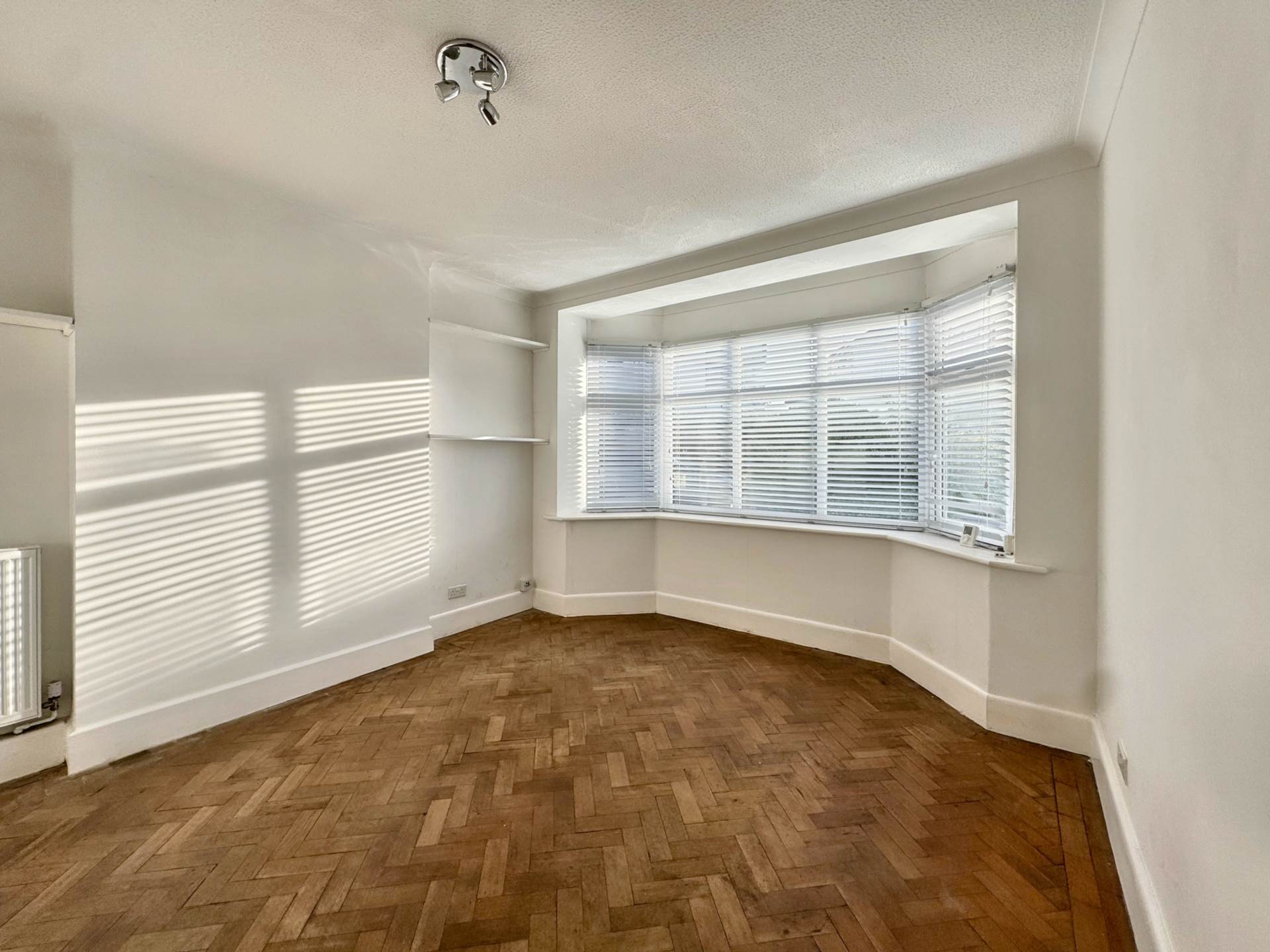 Southbourne * Close to Beach*, Image 2