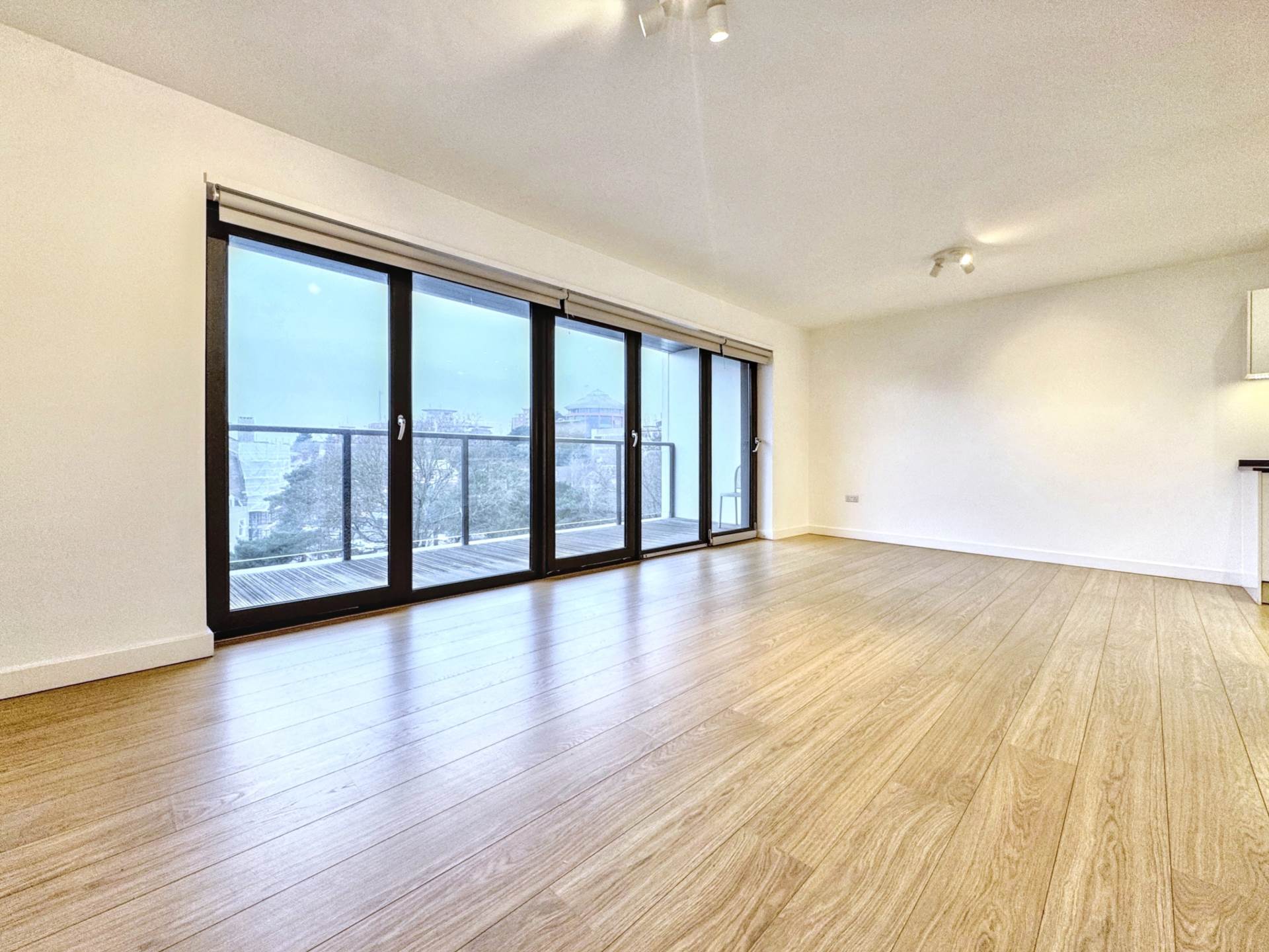 Madeira Road, Bournemouth, Image 4