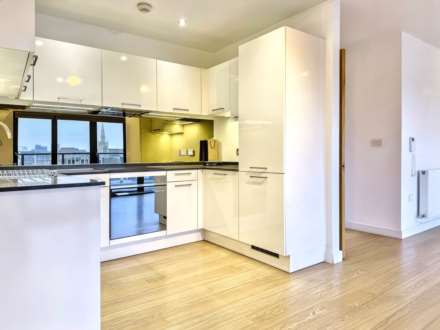 Madeira Road, Bournemouth, Image 1