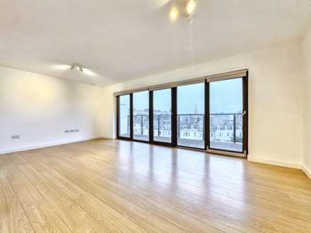 Madeira Road, Bournemouth, Image 3