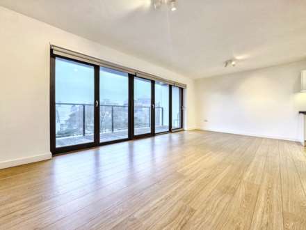 Madeira Road, Bournemouth, Image 4