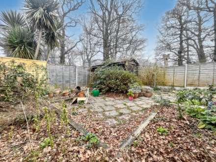 Opposite Castle Point , Bournemouth BH8 9PQ, Image 28