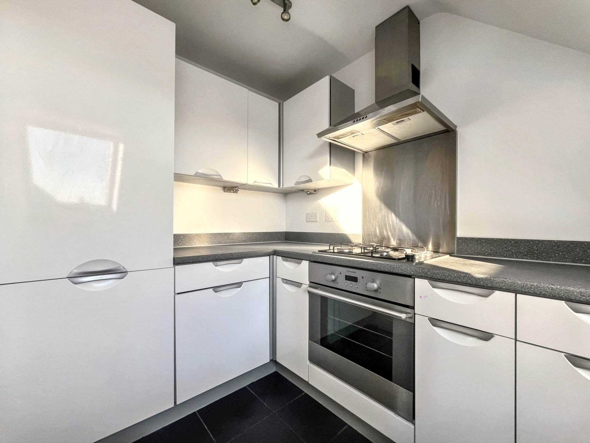 Capstone Road, BH8, Bournemouth, Image 4