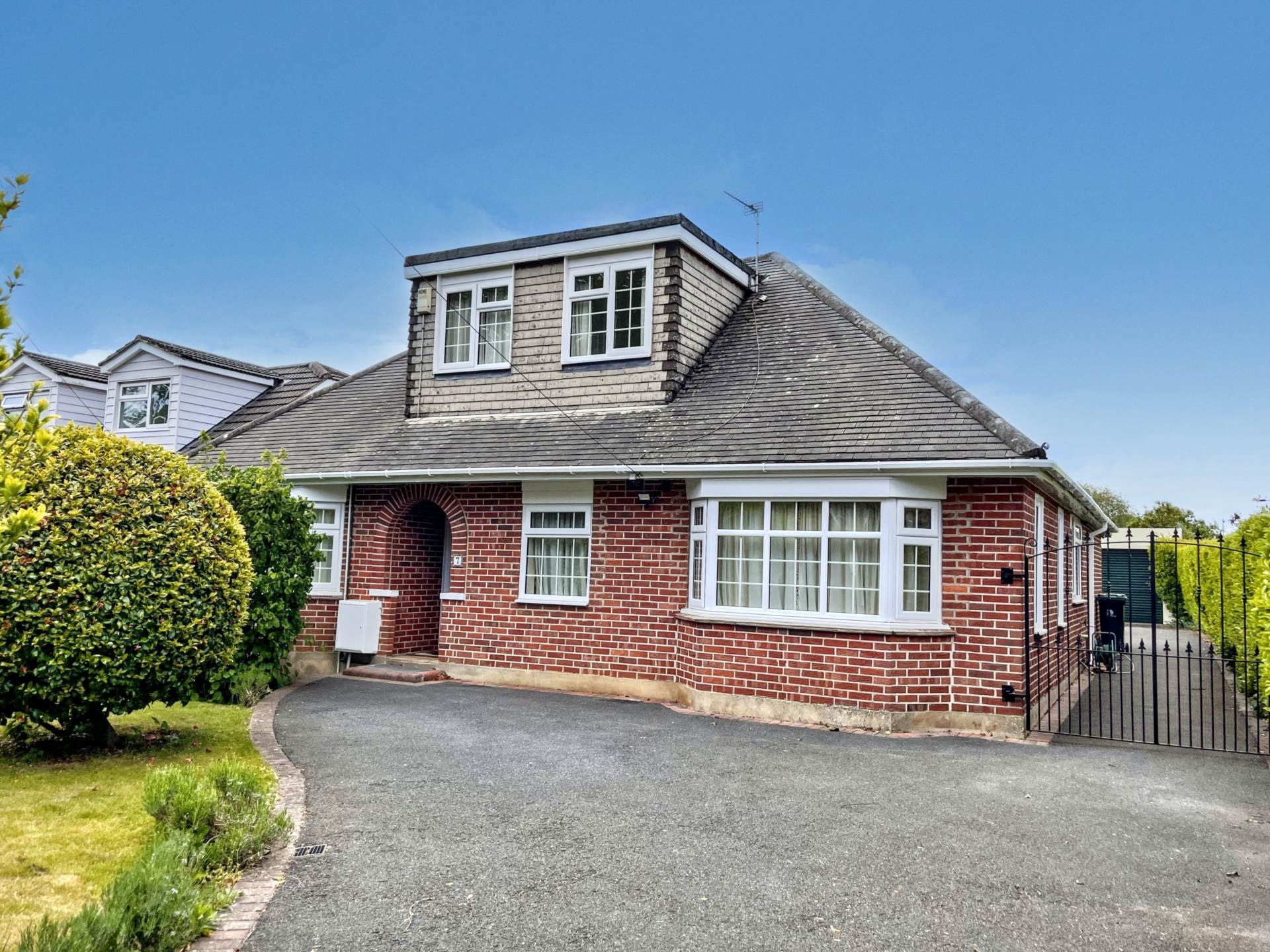 Ferndown, Dorset, Image 1
