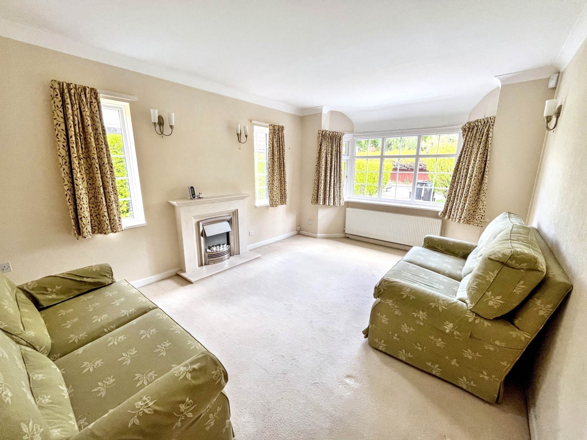 Ferndown, Dorset, Image 2