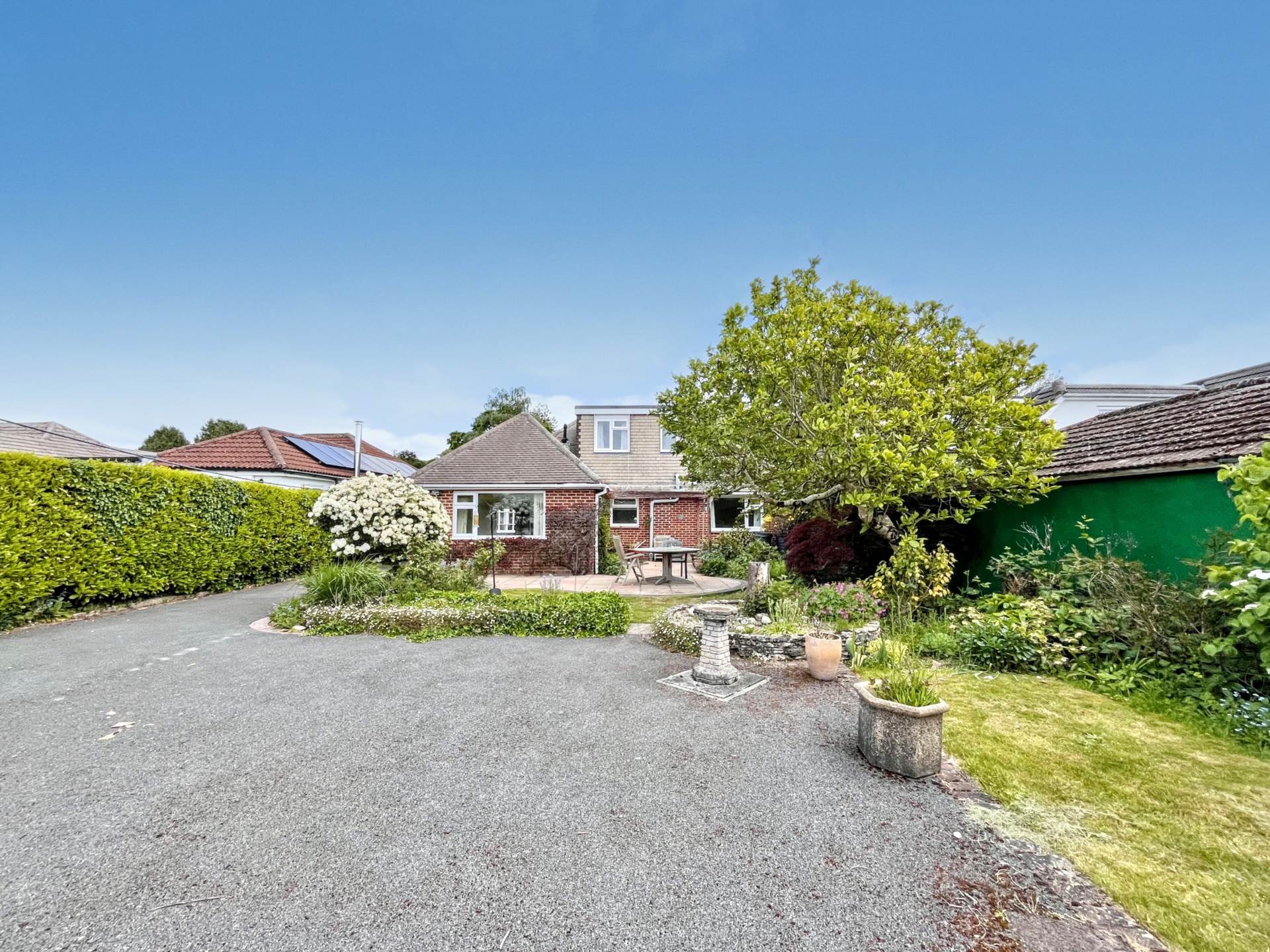 Ferndown, Dorset, Image 24