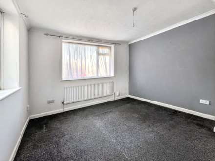 Fernheath Close, Bournemouth, Image 14