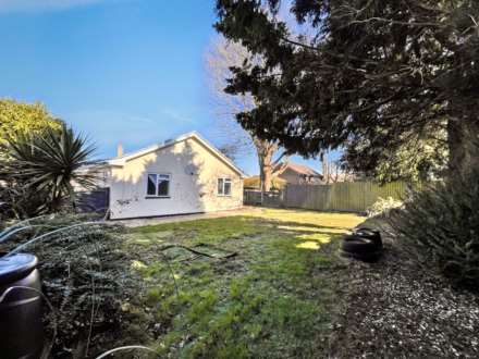 Fernheath Close, Bournemouth, Image 17