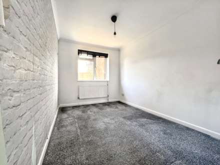 Fernheath Close, Bournemouth, Image 7