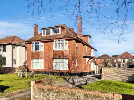 3 Bedroom Apartment, Boscombe Manor, Bournemouth