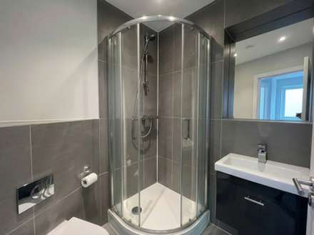 Queens Road, Westbourne, Image 11