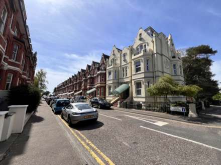 Westciff *Coastal Living | Character Charm | Prime Investment*, Image 8