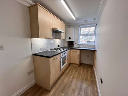 Richmond Park Road, Bournemouth * Great Rental *, Image 2