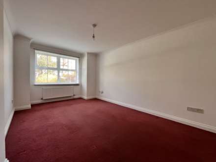 Richmond Park Road, Bournemouth  * Great Rental Apartment *, Image 3