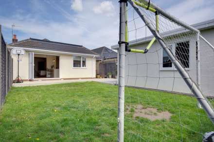 Minstead Road, Bournemouth *Stunning Home*, Image 12