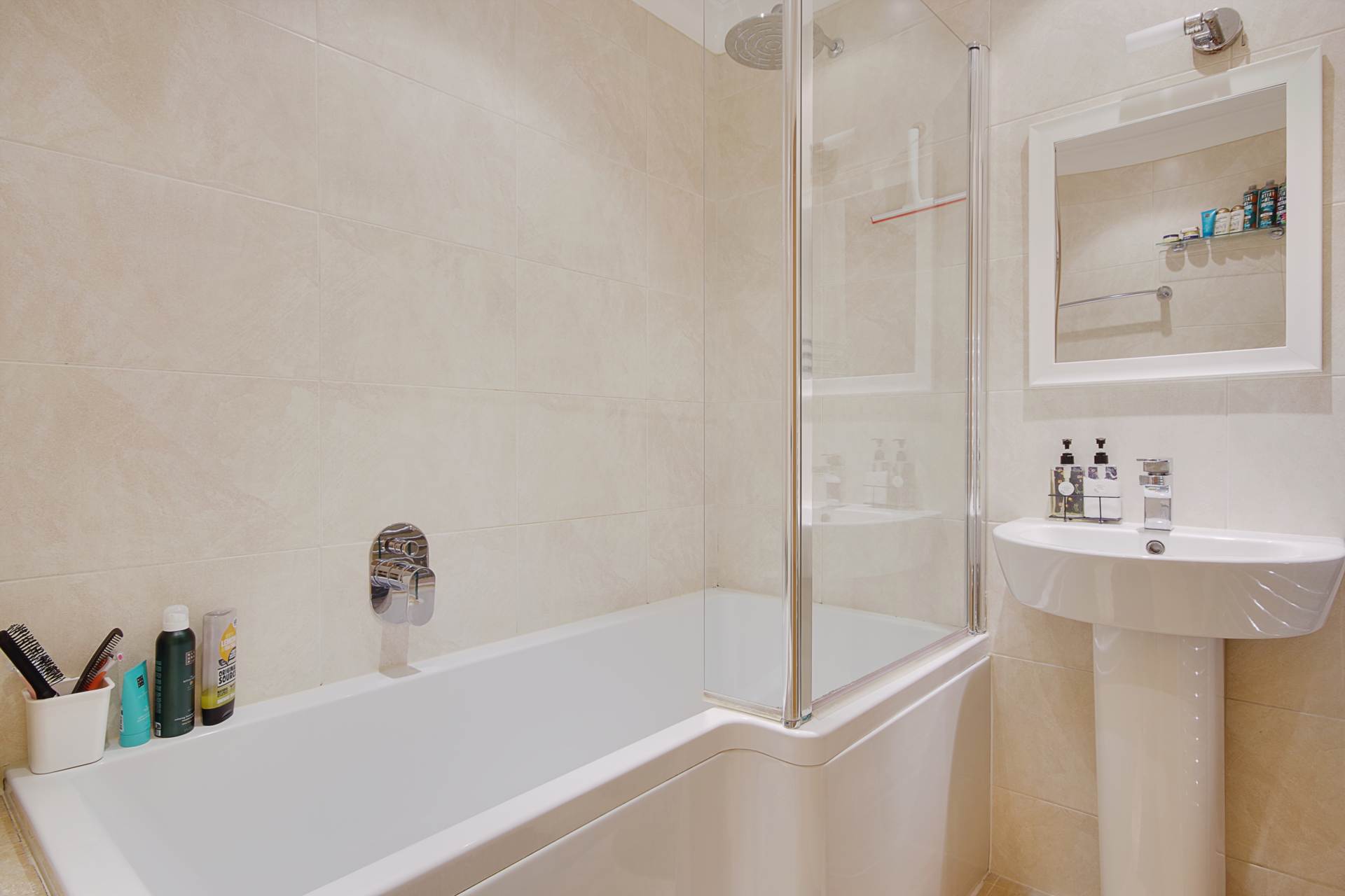 Dean Park Bournemouth * Sought After Location*, Image 8