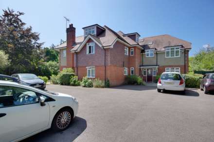 Dean Park Bournemouth * Sought After Location*, Image 9