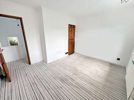 Montgomery Avenue, Bournemouth BH11, Image 5