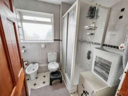 Montgomery Avenue, Bournemouth BH11, Image 8