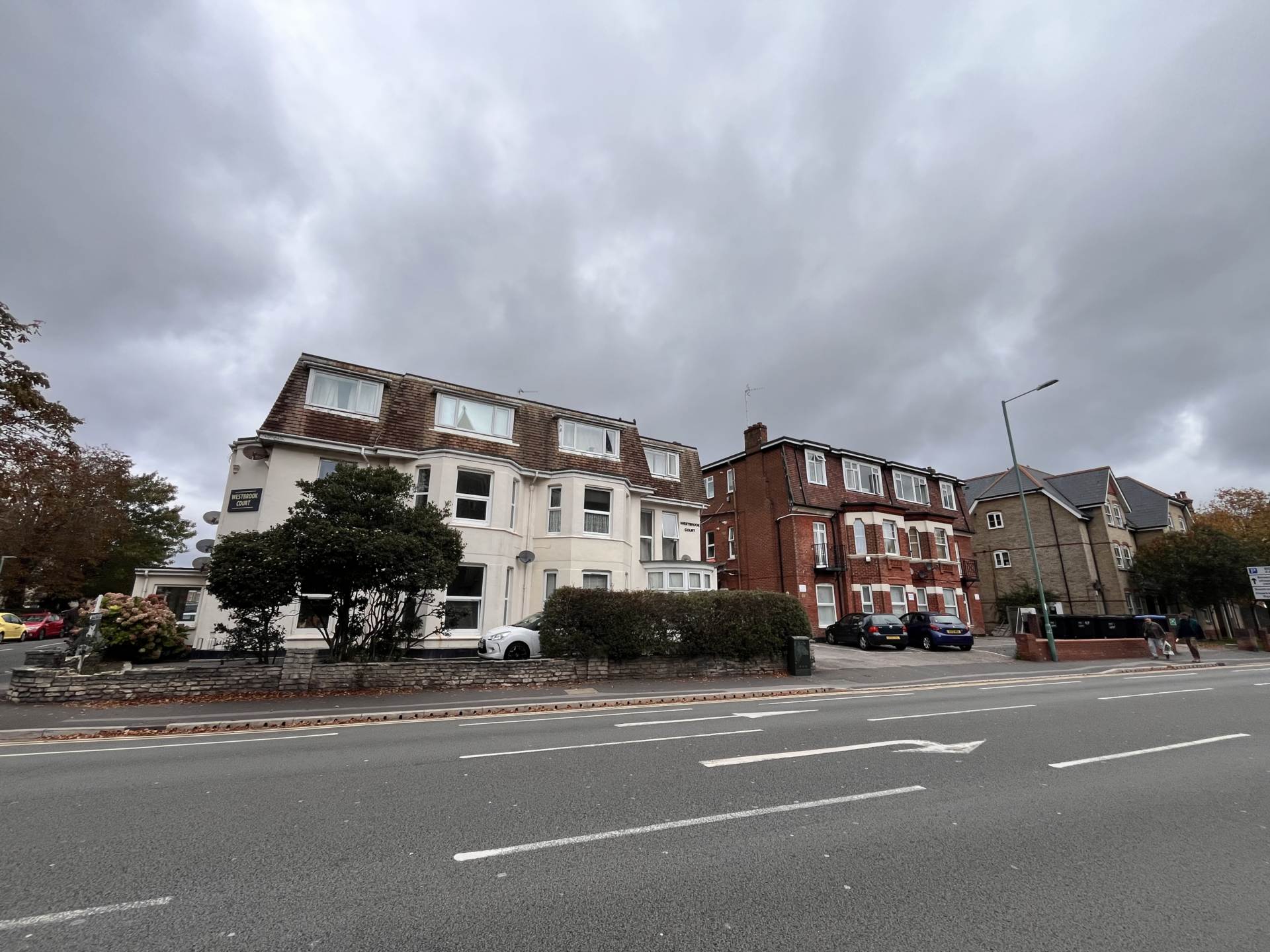 Christchurch Road, Bournemouth, Image 17