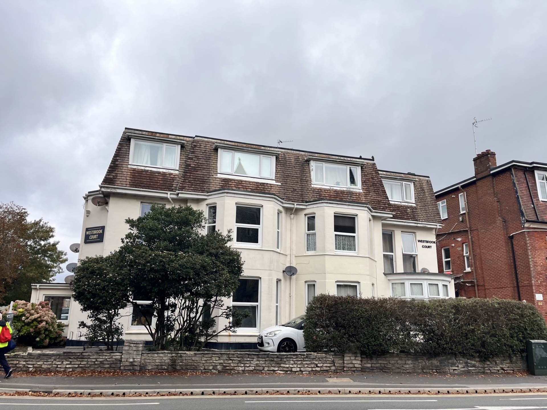 Christchurch Road, Bournemouth, Image 6