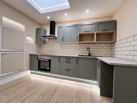 Christchurch Road, Bournemouth, Image 2