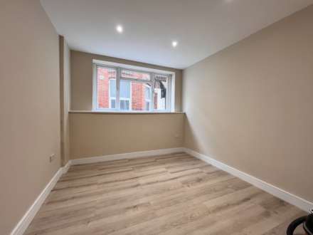 Christchurch Road, Bournemouth, Image 8