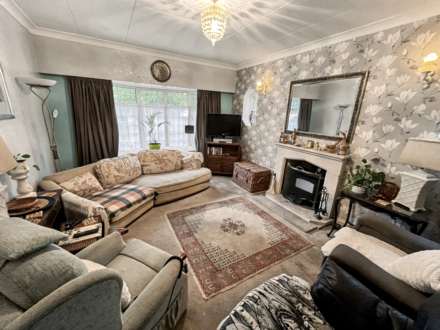 Hurn Road, Christchurch, Image 19