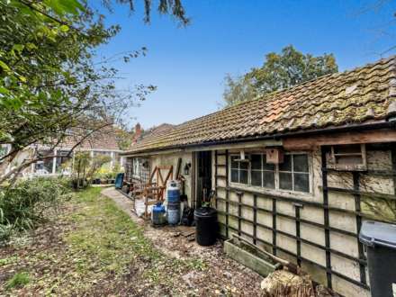 Hurn Road, Christchurch, Image 27